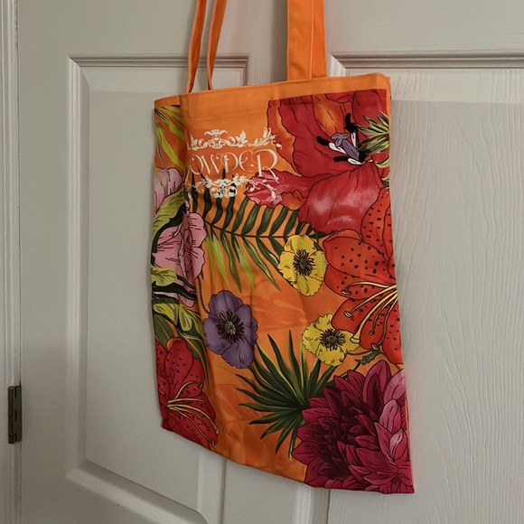 🌹🌺🌹•⚪️ Powder x Floral Vibes ⚪️• 🌺🌷🌺 - Picture 8 of 9